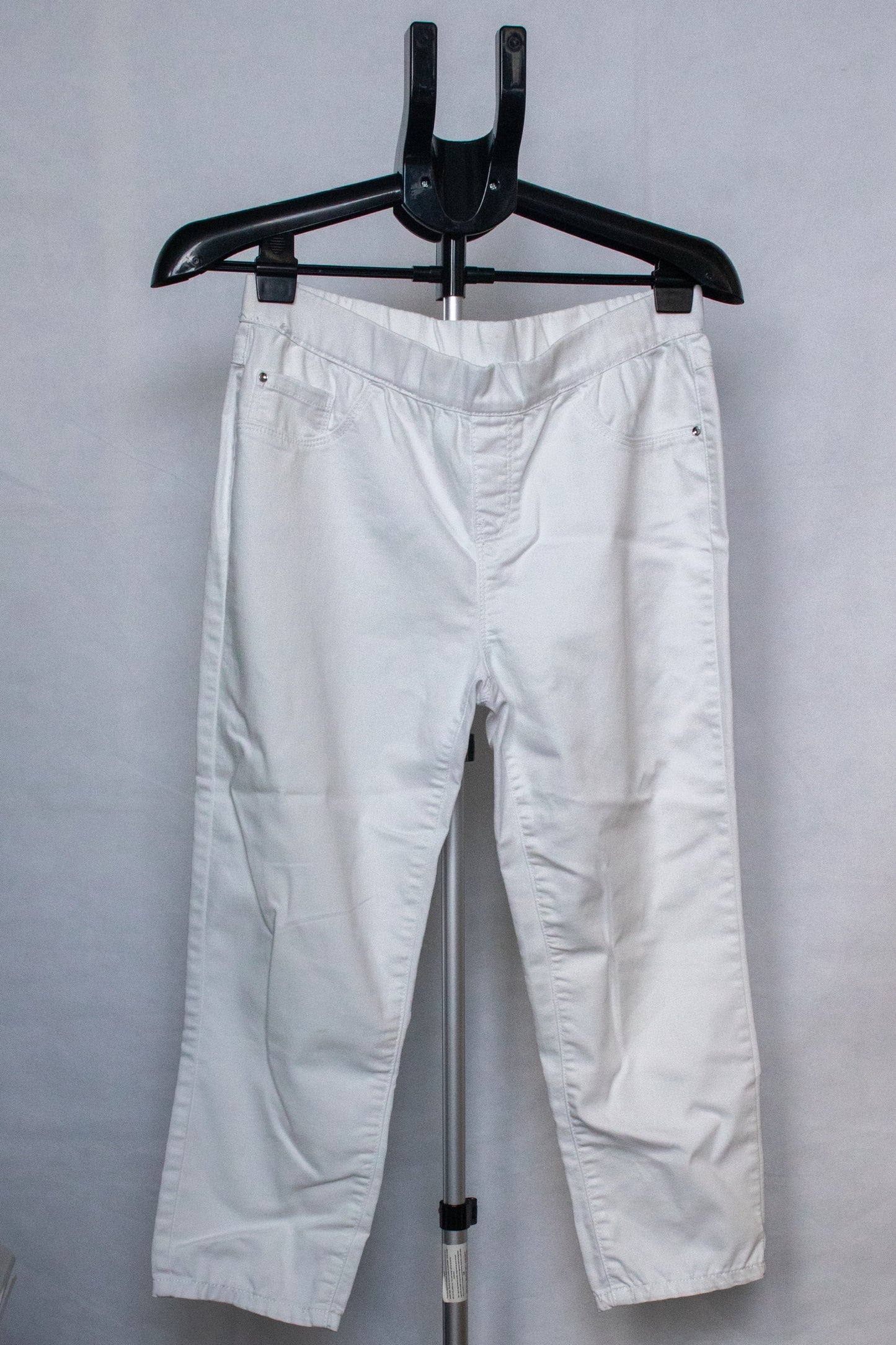 White jean style leggings