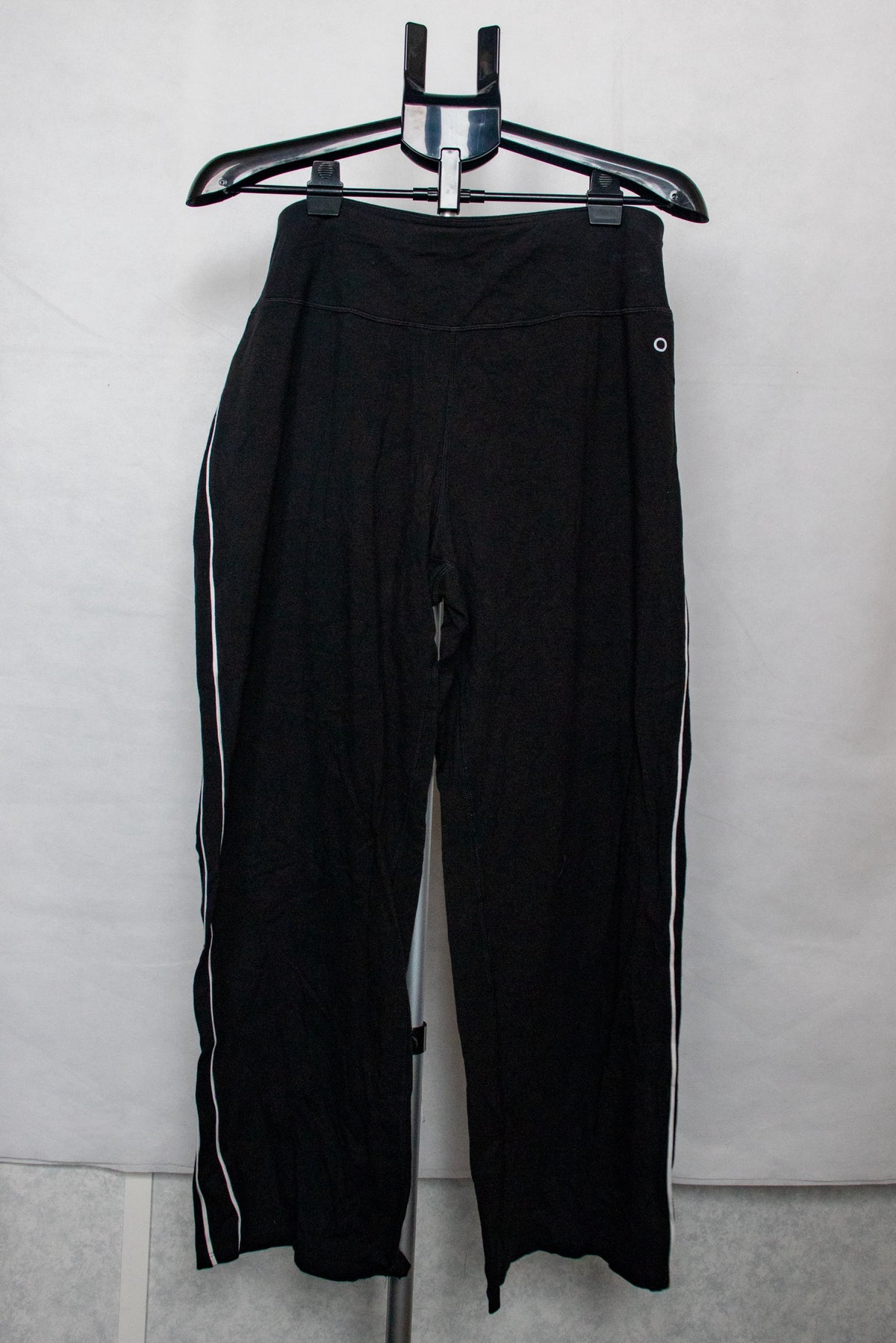 Black Capri/short jogging bottoms
