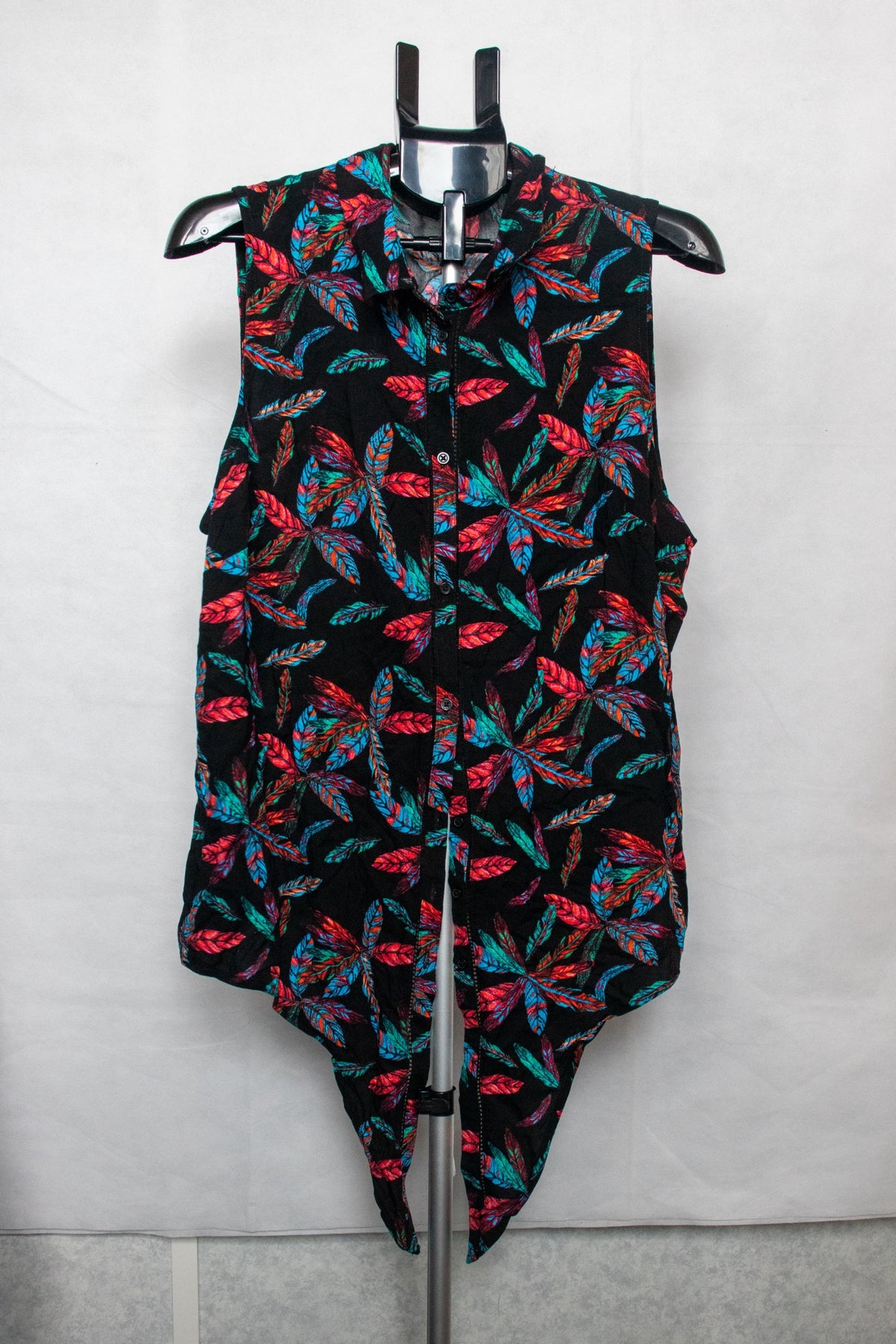 Leaf print top