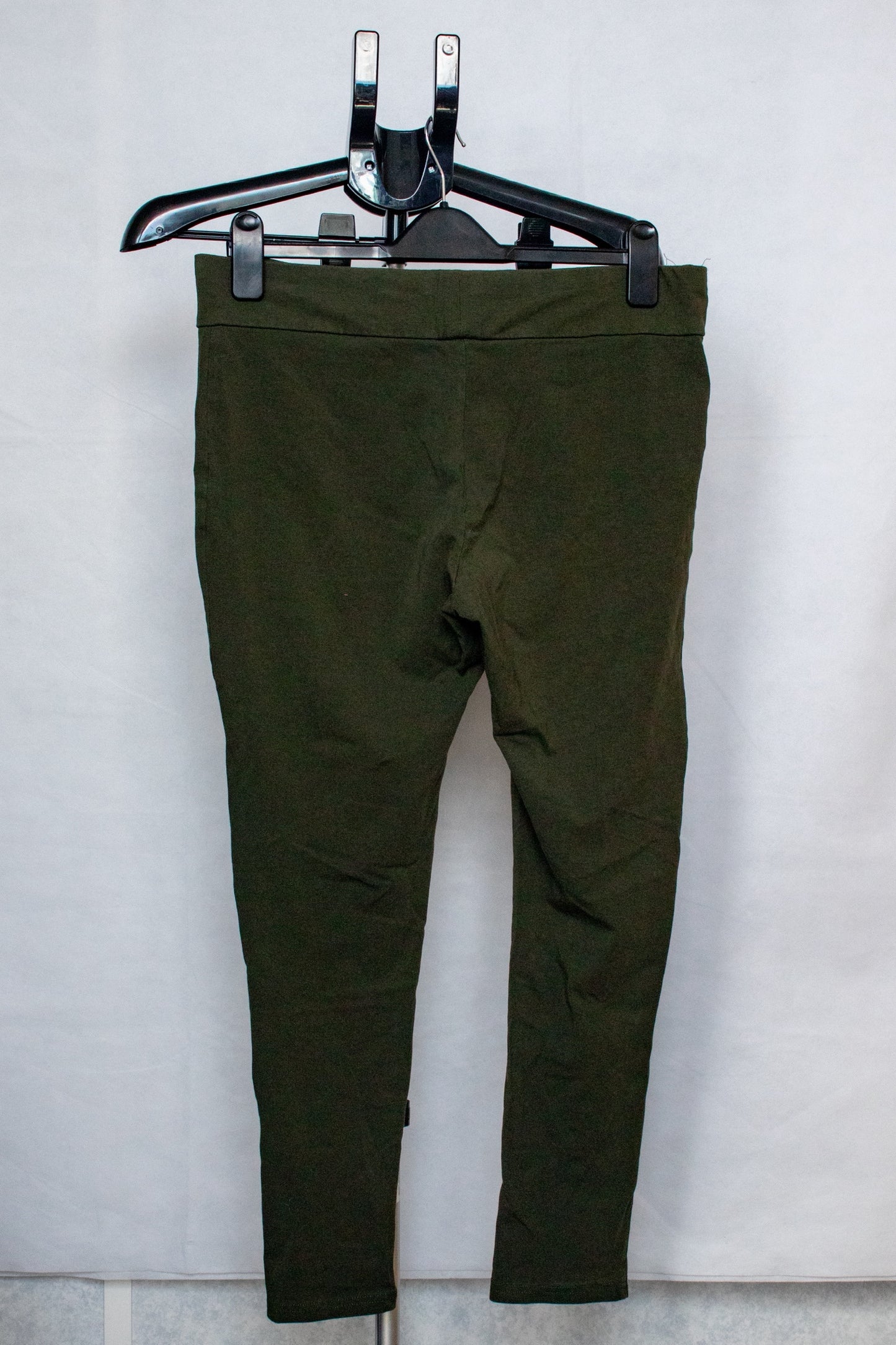 Green leggins