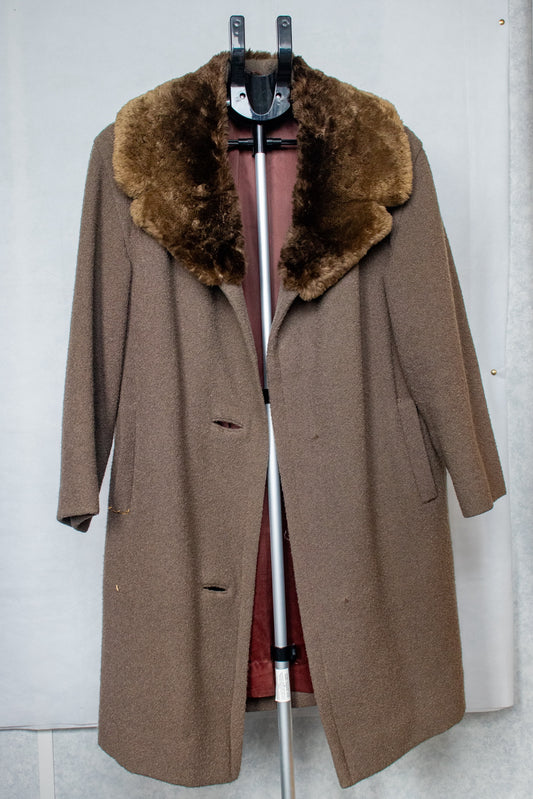 Greenish brown coat with fur