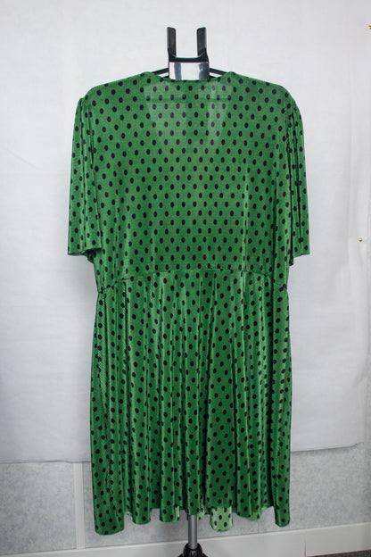Green polka dot dress