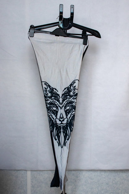 Black and white wolf leggins