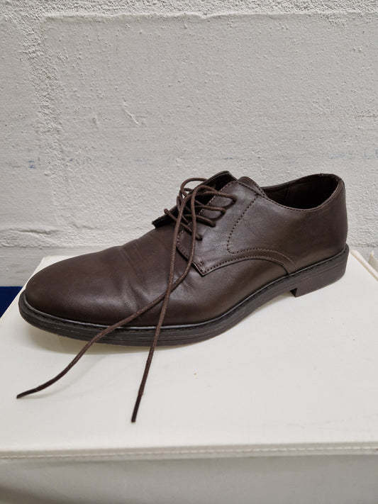 brown formal shoes 